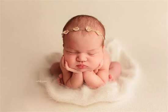 康婴健洗发沐浴露产品评测：温和滋润，宝宝敏感肌肤的放心之选